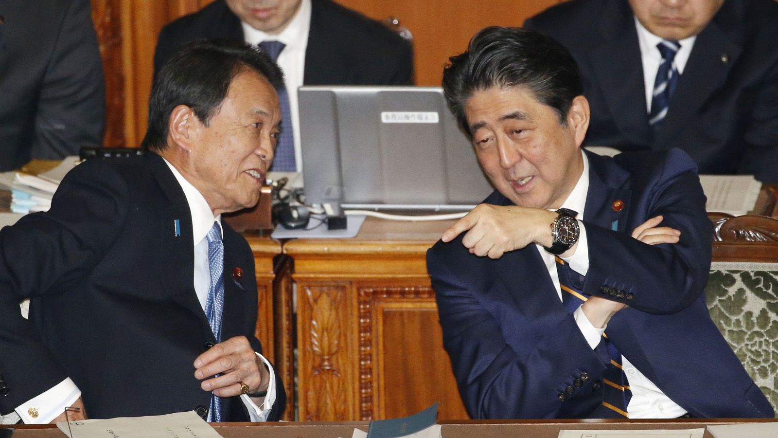 安倍1強政権に浮上する 麻生太郎 リスク 国内政治 東洋経済オンライン 社会をよくする経済ニュース