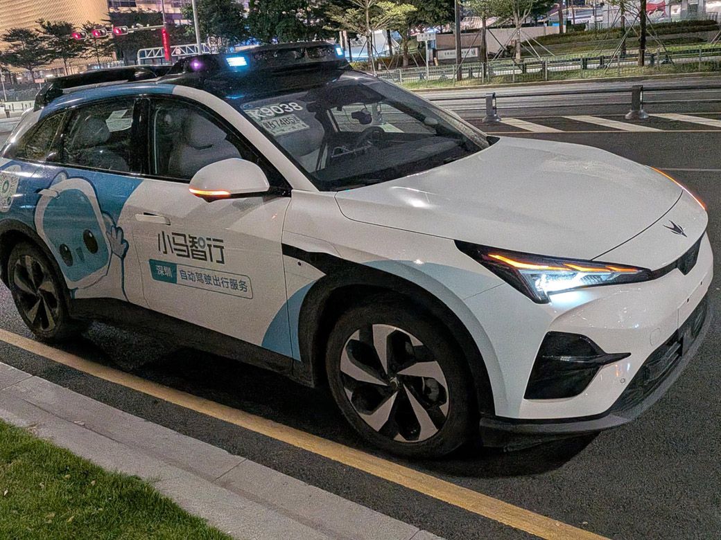 深圳市内を走るPony.aiの無人タクシー