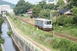 （新線）浜田―石見今福間：浜田駅から650mほど山陰本線の下府方面に進んだ場所。今福線の新線の線路はこのあたりで山陰本線の線路から離れる計画だった（筆者撮影）