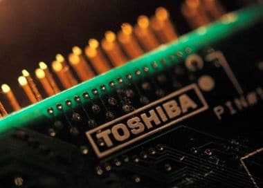 Facing Huge Writedown, Toshiba Decides to Sell Part of Memory Chip Business