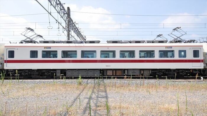 パンタグラフを搭載した350-3