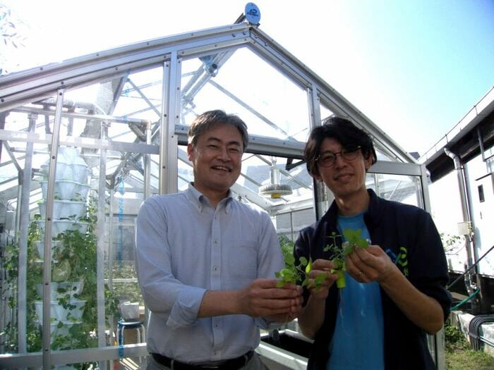 露木氏（左）と孫田氏