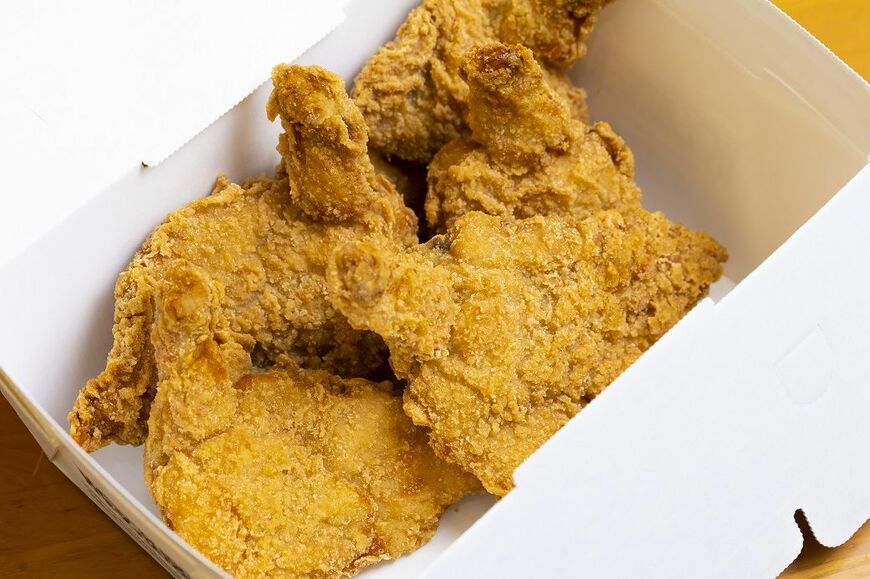 モスチキン5本パック1500円（撮影：今井康一）