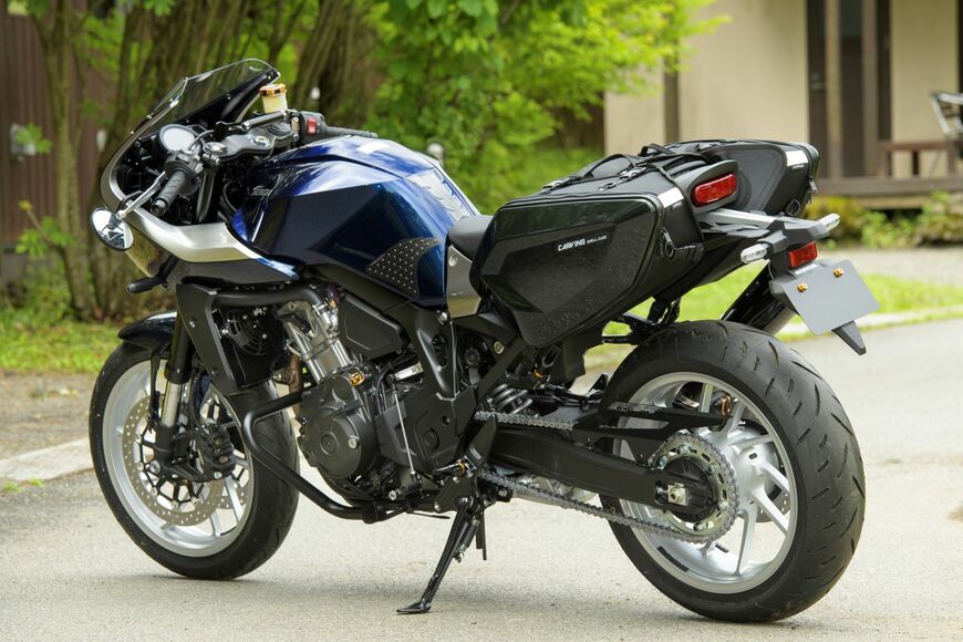 ホンダ「HAWK11」