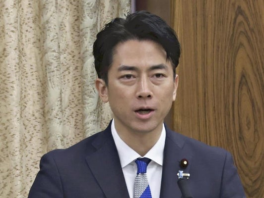 参院農水委員会で発言する小泉農相(27日、国会で)=川口正峰撮影