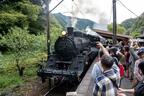 川根温泉笹間渡駅にSL「かわね路」が入線