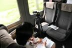 車窓を流れる風景も撮影して今後の訓練に生かす
