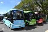 日田彦山線BRT「ひこぼしライン」で運行される小型のEVバス（記者撮影）