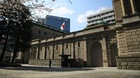 日銀の委員が物価上昇させる手段はないと認める 足立委員が｢あれば既にやっている｣と語る