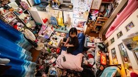 ｢推し活に30万円出費｣する月も…キャラグッズだらけの部屋で暮らすコンカフェ勤務女性が"推し"を増やし続ける理由