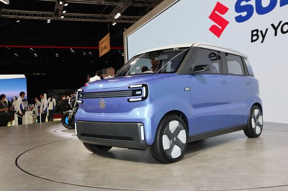 ジャパンモビリティショー2025に展示されたスズキのビジョンe-スカイ