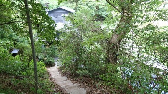 宿の手前の風景