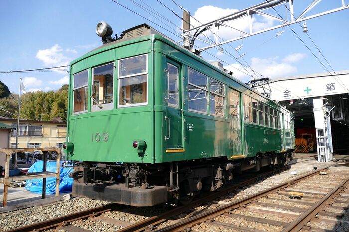 現在は緑の復刻塗装が施されている
