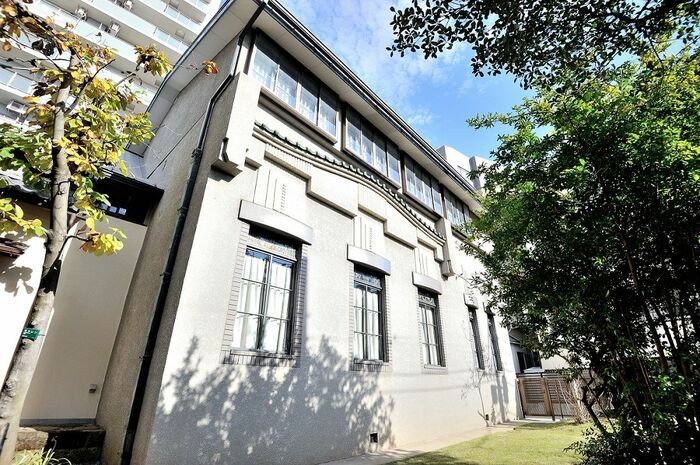 鉄筋コンクリート造の書斎の外観