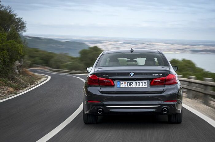 ビー・エム・ダブリュー 530d xドライブ｜BMW 530d xDrive