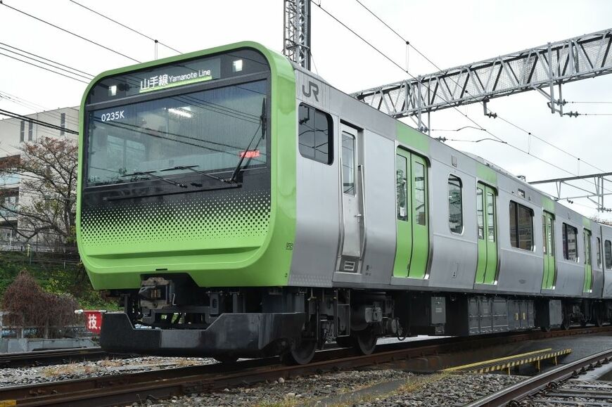 山手線のE235系（撮影：風間仁一郎）