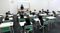 "中受回避"で増える小学校受験の独特な難しさ 服一式で50万､慶応付属は｢諭吉の伝記｣必読