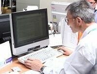 65歳までの継続雇用制度の導入についてどう思いますか？--東洋経済1000人意識調査