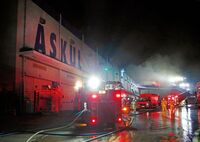 物流が壊れる アマゾンの大奔流にヤマトも悲鳴