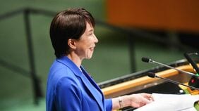 高市首相｢NY外交｣は本当に成功だったのか？ ｢旧敵国条項｣で中国を刺激し｢無人の空港｣で手を振る｢国内向け外交｣の限界