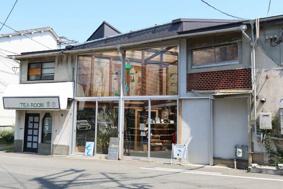 アトリウム外観
