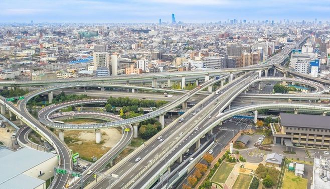 日本の高速道の最高速度は120キロになるか