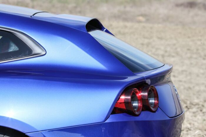 フェラーリ GTC4 ルッソT｜Ferrari GTC4Lusso T