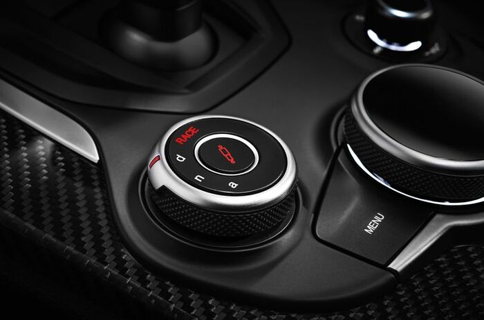 アルファ ロメオ ステルヴィオ｜Alfa Romeo Stelvio