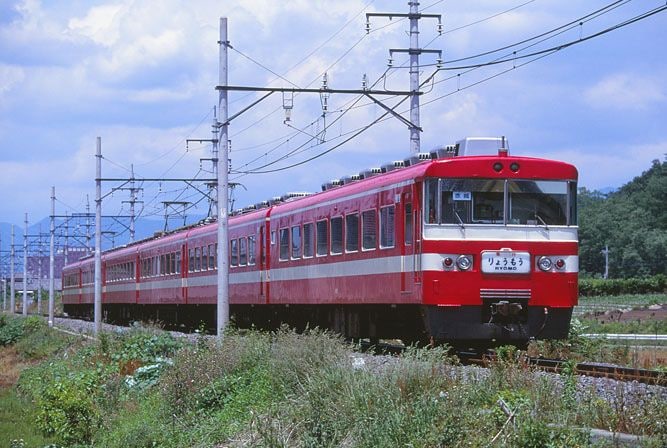 東武の急行「りょうもう」