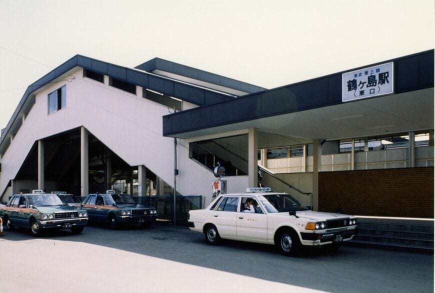 1991年当時の鶴ケ島駅東口。83年に橋上化された（写真：東武博物館）