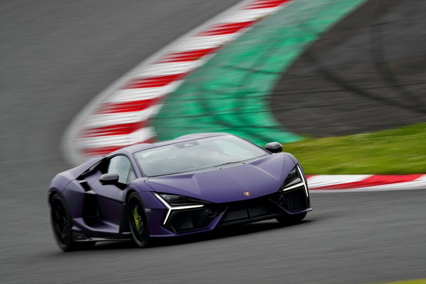 写真：Lamborghini Japan