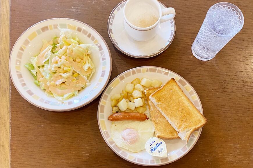 モーニングメニュー「サラダセット」税込400円（筆者撮影）