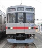 やや「下ぶくれ」の8590系