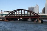 港湾局専用線の旧晴海鉄道橋（2021年8月）。再開発で専用線の痕跡はほとんど残ってないが、この橋梁は長らく放置されていた（筆者撮影）