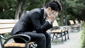 入社当初から交際していた｢同期の社員と破局｣…気まずさから一念発起､転職した男性を襲った《転職うつ》の残酷