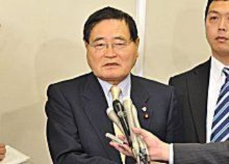 「郵政改革の基本案は３月２４日に公表」と亀井静香・郵政改革担当大臣が明言