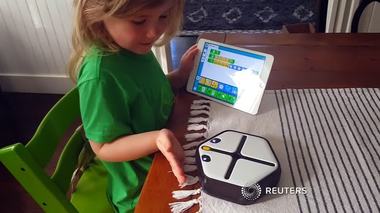 Here Comes a Robot That Can Teach Kids Coding 