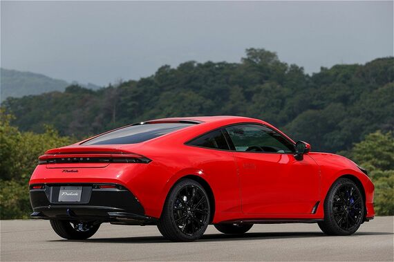新型プレリュードのリアビュー