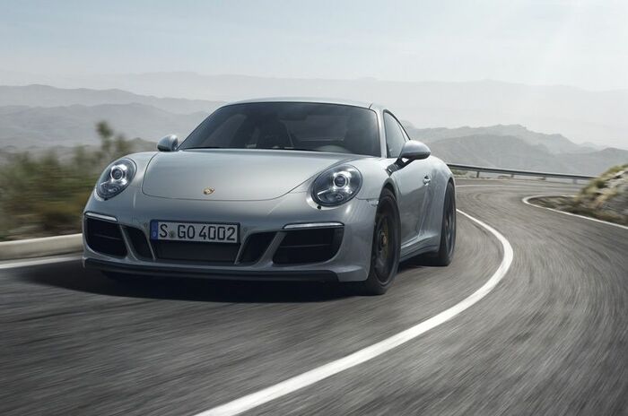 ポルシェ 911 カレラ 4 GTS｜Porsche 911 Carrera 4 GTS