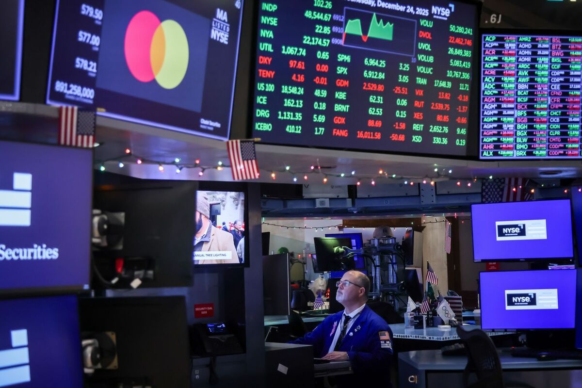 過熱するAI投資､ドットコムバブルと