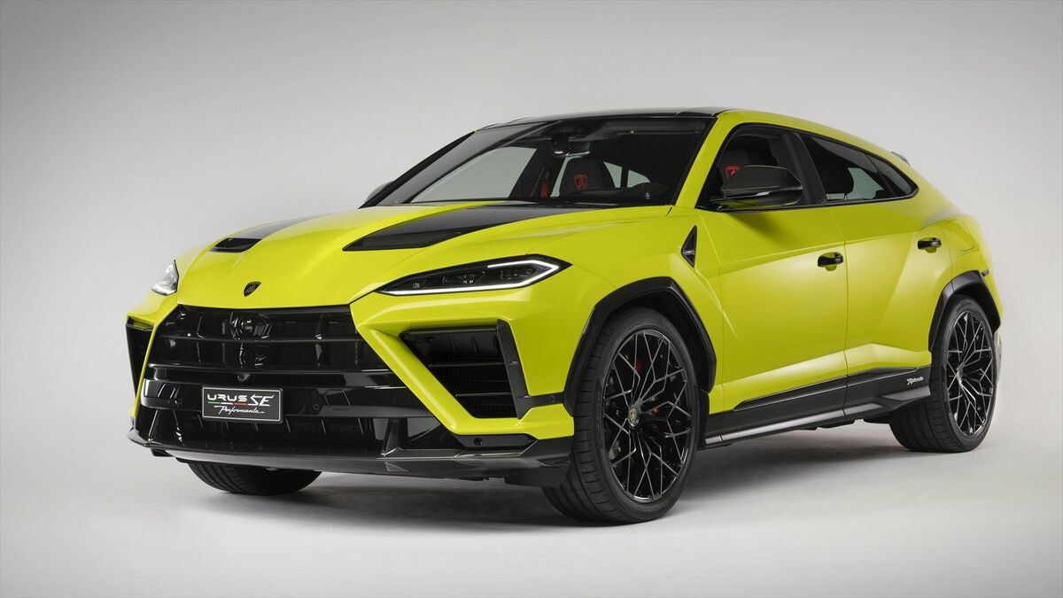 ランボルギーニ「ウルスSE」に高性能「ペルフォルマンテ」登場、新たなハイパフォーマンスSUVの選択肢