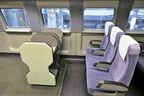 最前列の座席と荷物置き場