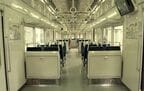 ツイングルシートでない4次車の車内