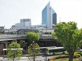 川口駅の東口（記者撮影）