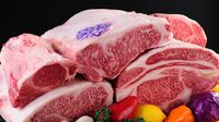 空前の焼肉バブル！｢大阪の肉｣が人気のワケ 外国人観光客はなぜ｢ミナミ｣を目指すのか