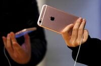 iPhone電池交換､アップルが返金措置を検討 動作速度低下問題への対応状況が明らかに