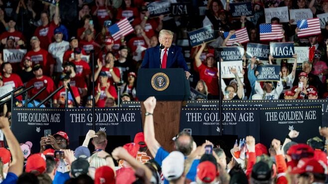 低下するトランプ支持率､日本は｢時間稼ぎ｣も手