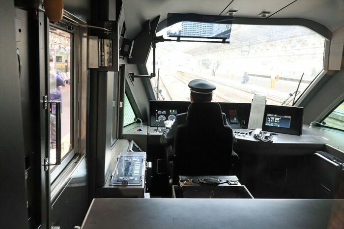 サフィール踊り子の前面展望