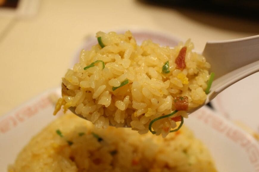 大阪王将のチャーハン。外食ならではの味わいであった（筆者撮影）
