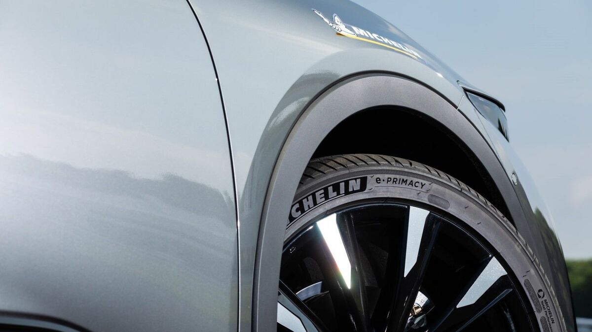 ミシュランが誇る低燃費性能高級タイヤの実力 脱炭素と循環型経済への